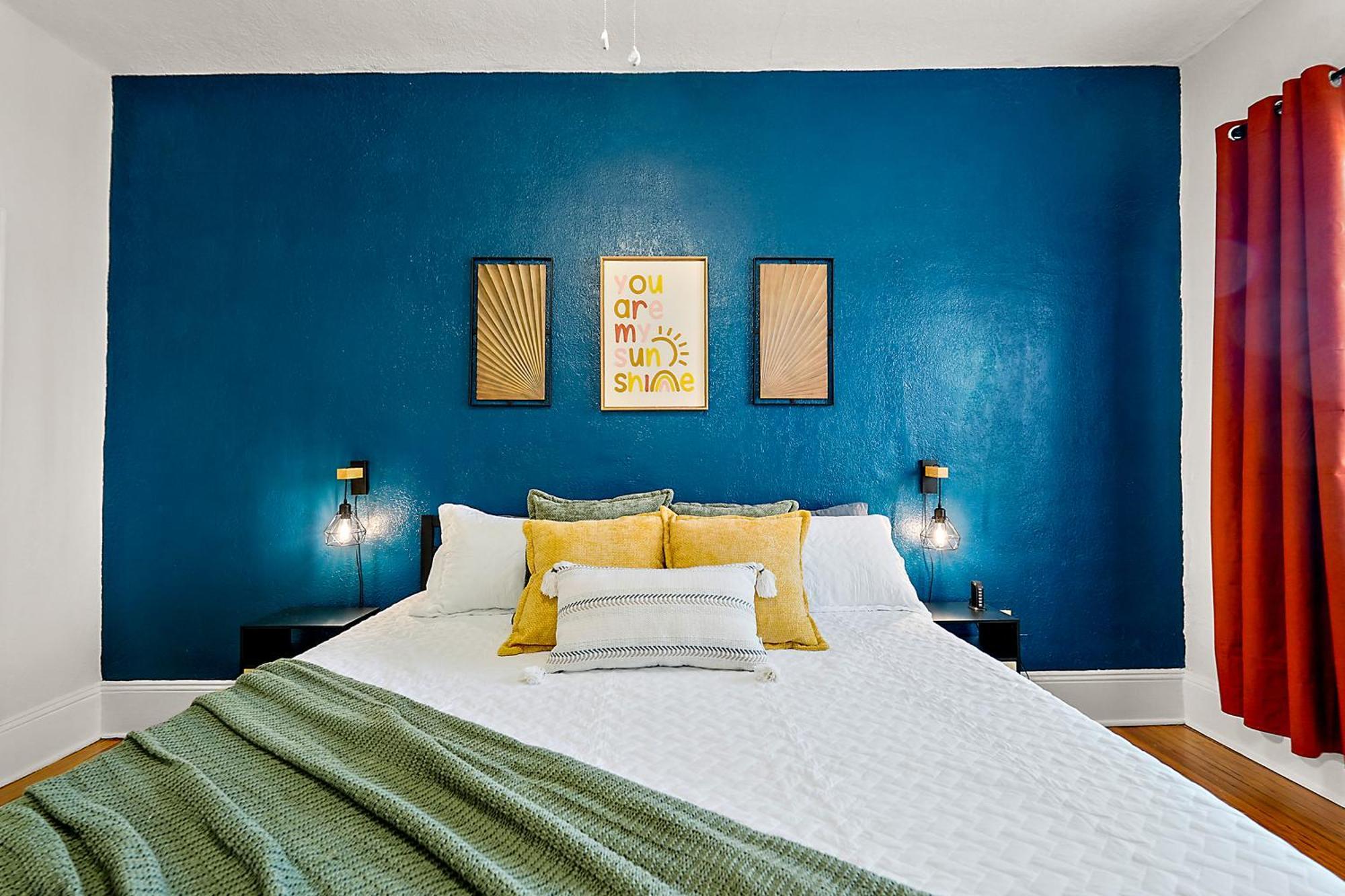 Downtown Den-King Bed~Heart Of Eustis~Queen Sleeper~Upstairs~Bright & Happy Eksteriør bilde