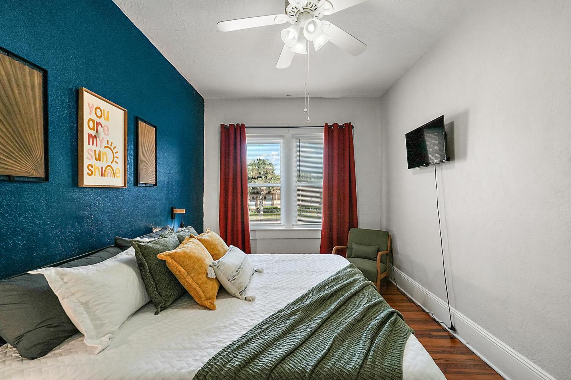 Downtown Den-King Bed~Heart Of Eustis~Queen Sleeper~Upstairs~Bright & Happy Eksteriør bilde